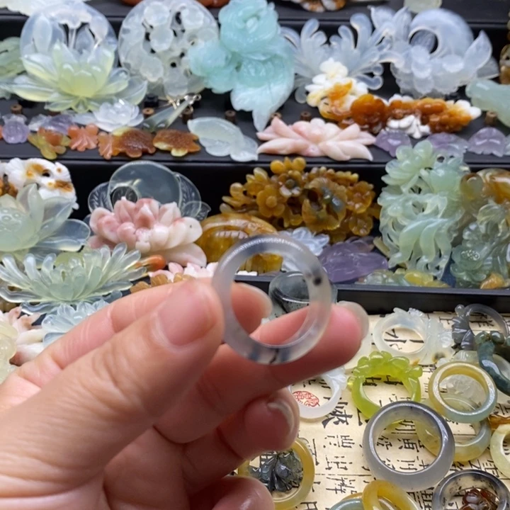 蛇纹石玉合金颈饰