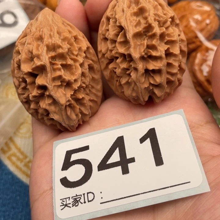 文玩核桃吊坠核桃