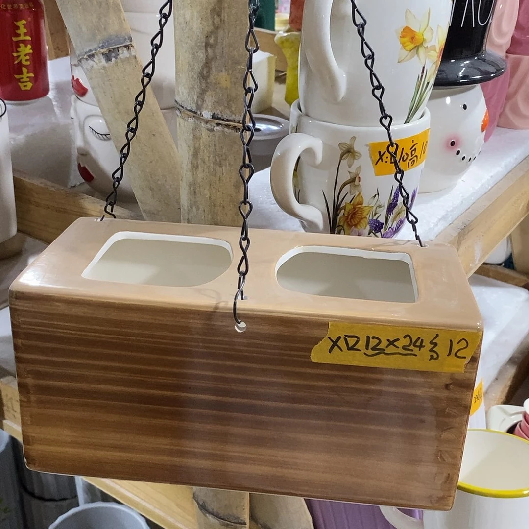 摆件陶盆有孔 瑕疵介意勿拍