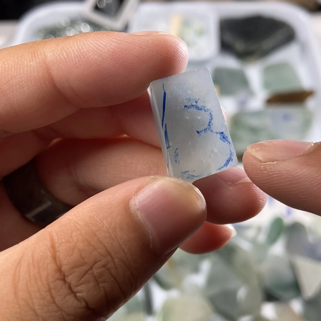 定制翡翠未镶嵌天然缅甸翡翠a货糯冰