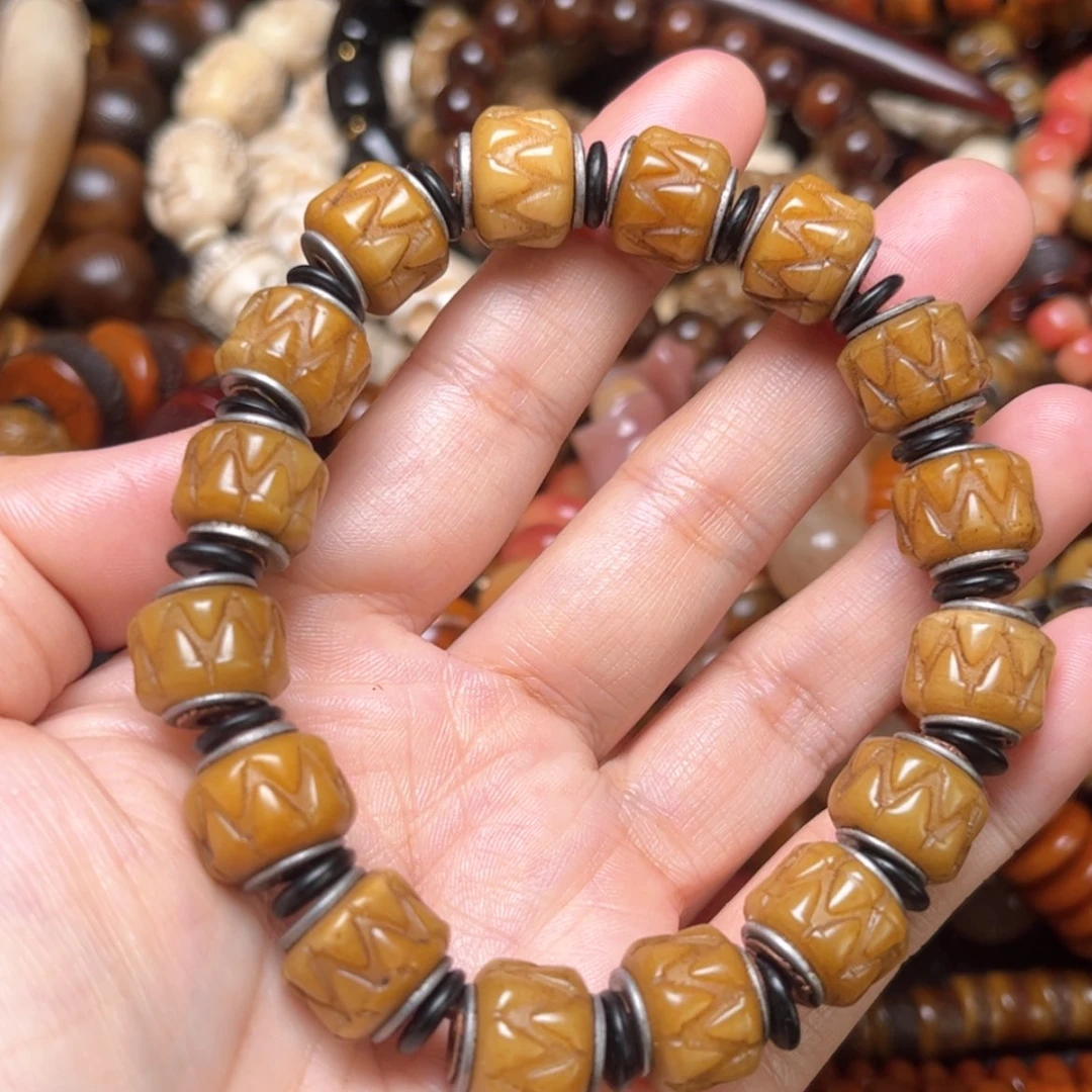 【闪购商品】牛骨手串/手链牛骨原色吞金兽13×16颗