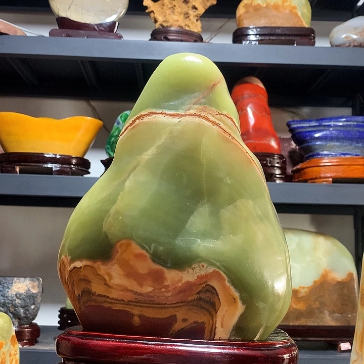 石材高30厘米宽19厘米