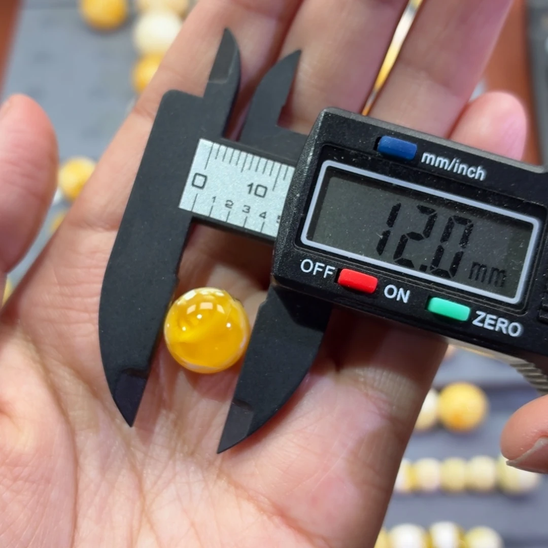 琥珀未镶嵌裸石圆珠