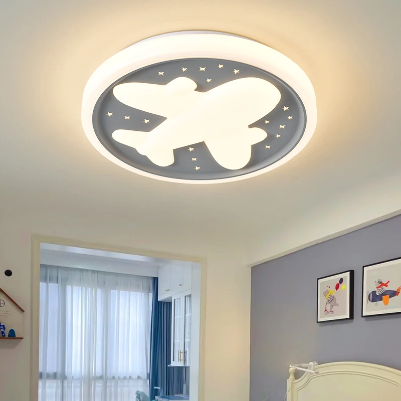 儿童房吸顶灯新款现代简约卡通飞机书房中山全光谱卧室护眼灯具