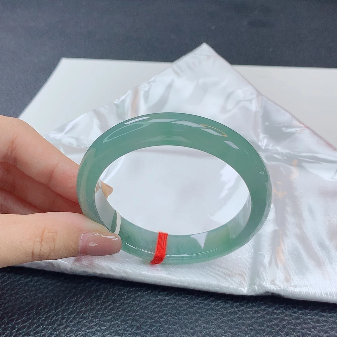 翡翠手镯未镶嵌翡翠6151