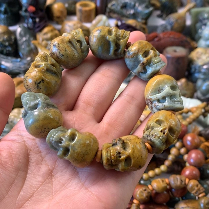 未镶嵌岫岩河磨玉（透闪石质玉）笔搁乐**边