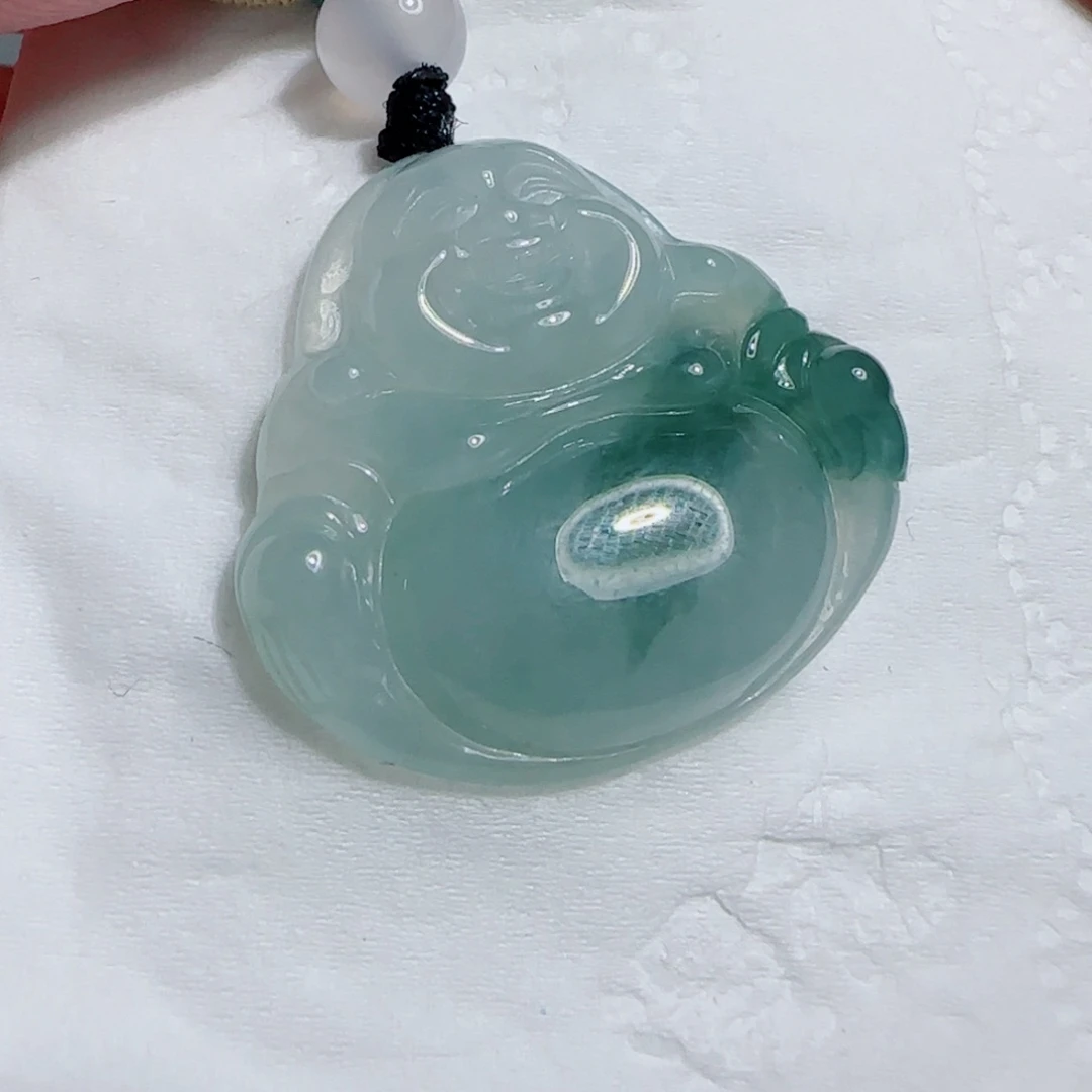 翡翠未镶嵌颈饰佛公