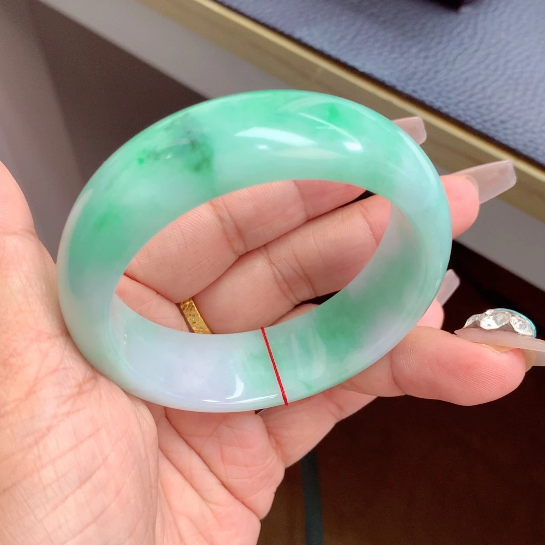 未镶嵌手镯翡翠周*缅甸