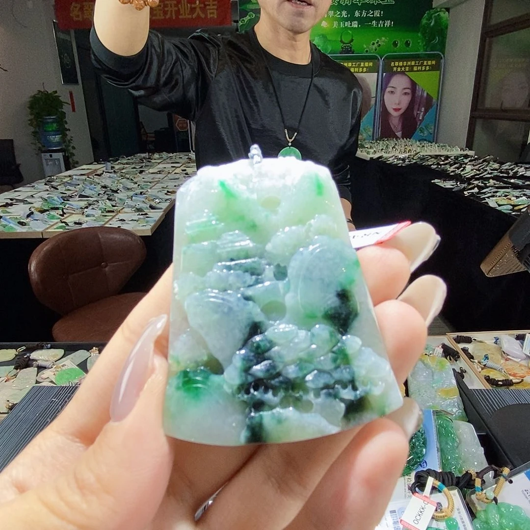 颈饰未镶嵌翡翠翡翠