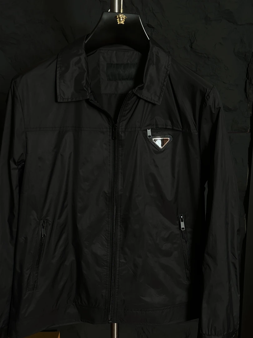 2025高奢春季新款翻领黑武士夹克外套