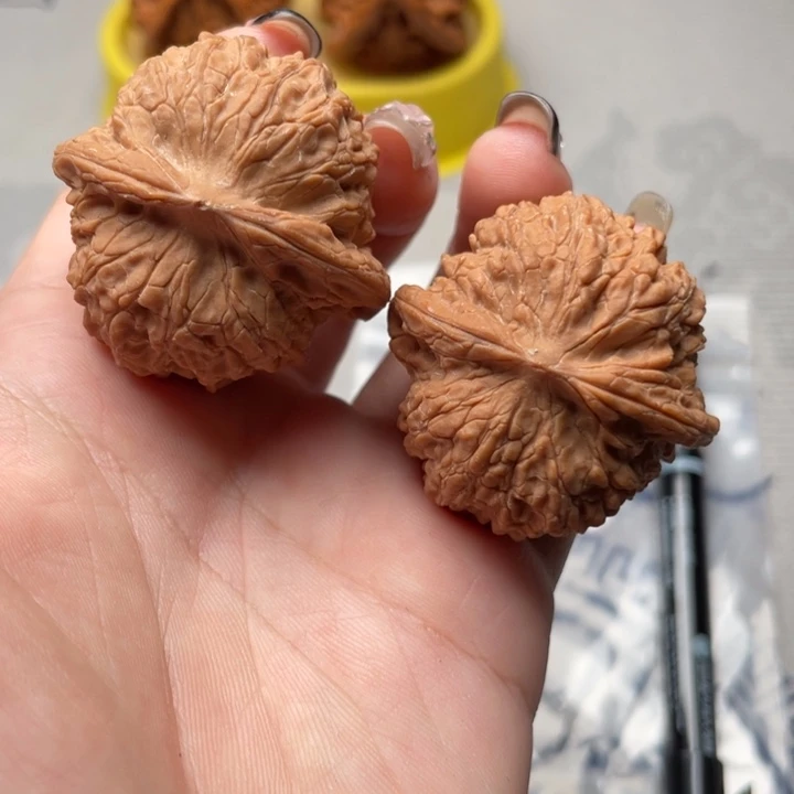 难***丶吊坠文玩核桃血麒麟38