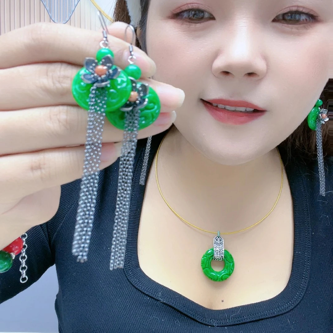 【闪购商品】颈饰未镶嵌翡翠