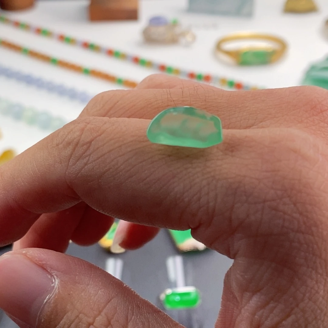 定制翡翠未镶嵌裸石