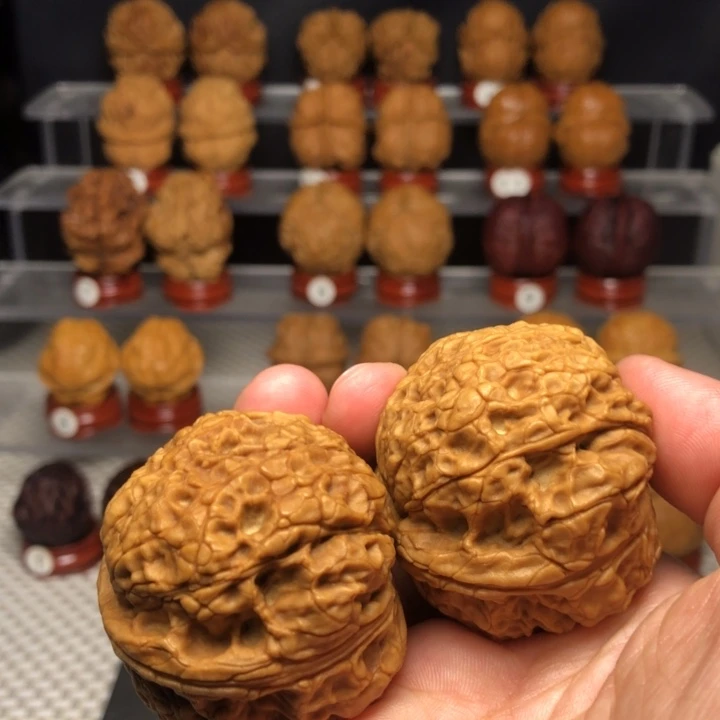 文玩核桃把件12霸王蟾