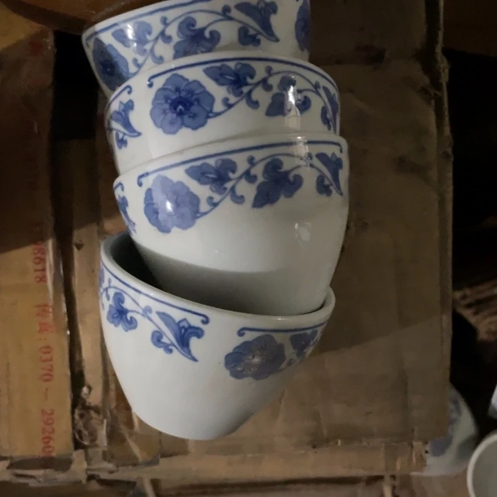 摆件盘子碗壶都放漏