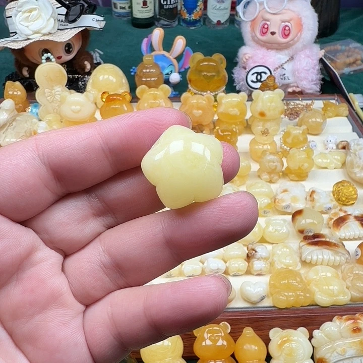 琥珀未镶嵌裸石蜜蜡