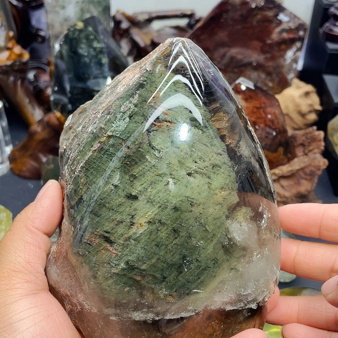未镶嵌水晶大型摆件（非配饰）