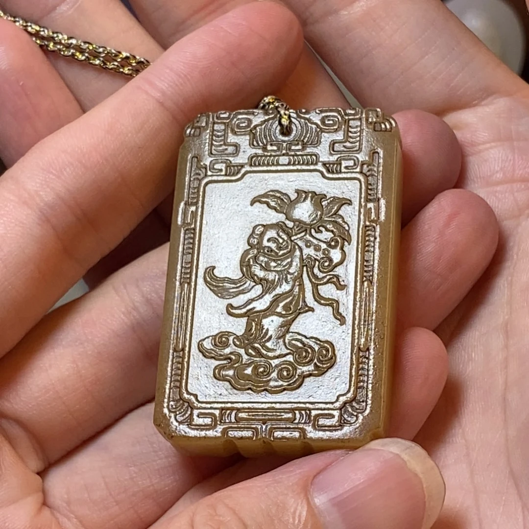 和田玉未镶嵌颈饰西**帝