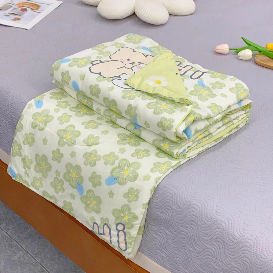 人造棉夏凉被柔软透气单人可机洗松弛透气柔软薄款空调被柔软舒适