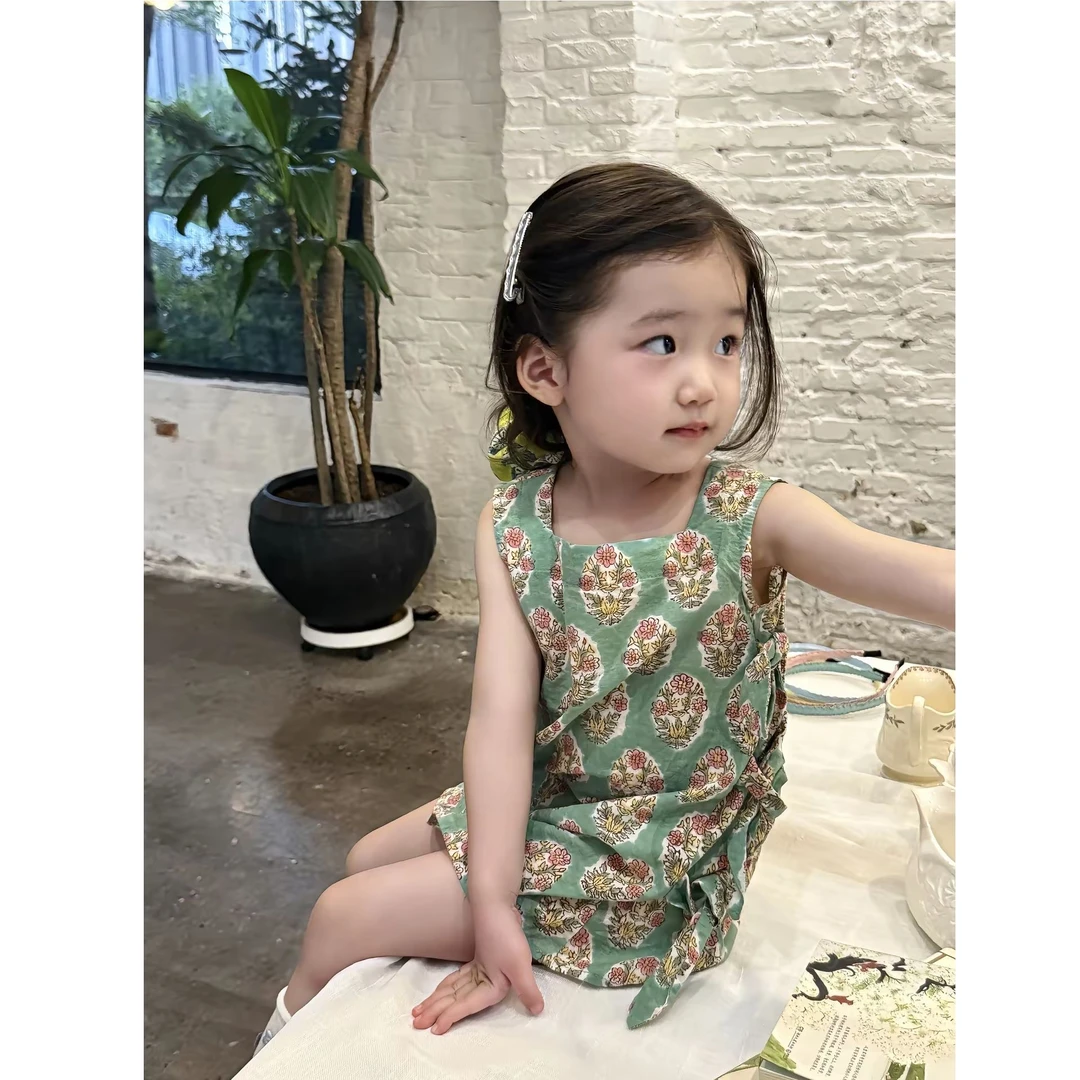 壹妈韩版童装女童连衣裙夏季新款洋气儿童时髦女宝甜美碎花背心裙