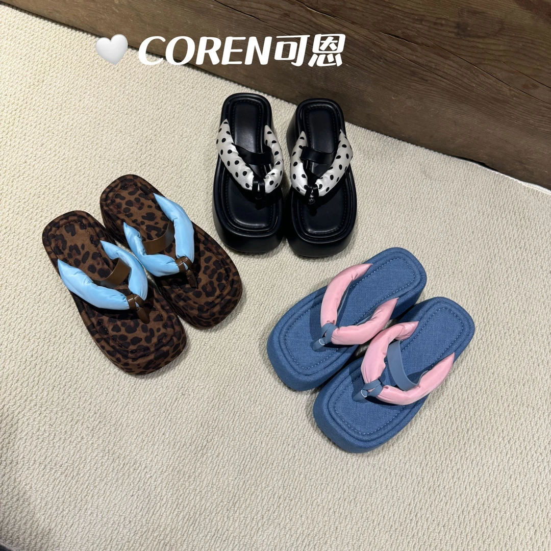 新款夏季豹纹人字拖女时尚沙滩厚底撞色防滑夹脚凉拖鞋