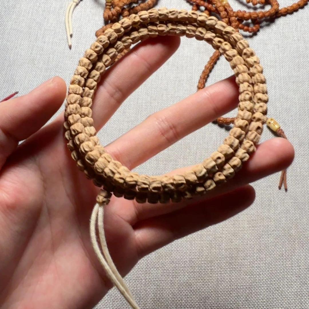 【闪购商品】柏香籽/百香籽吊坠