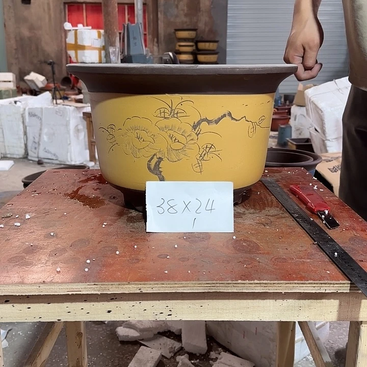 紫砂花盆紫砂花盆