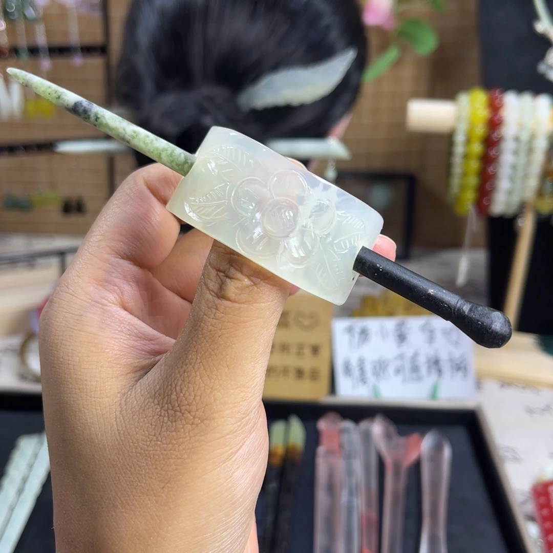 蛇纹石玉未镶嵌发饰