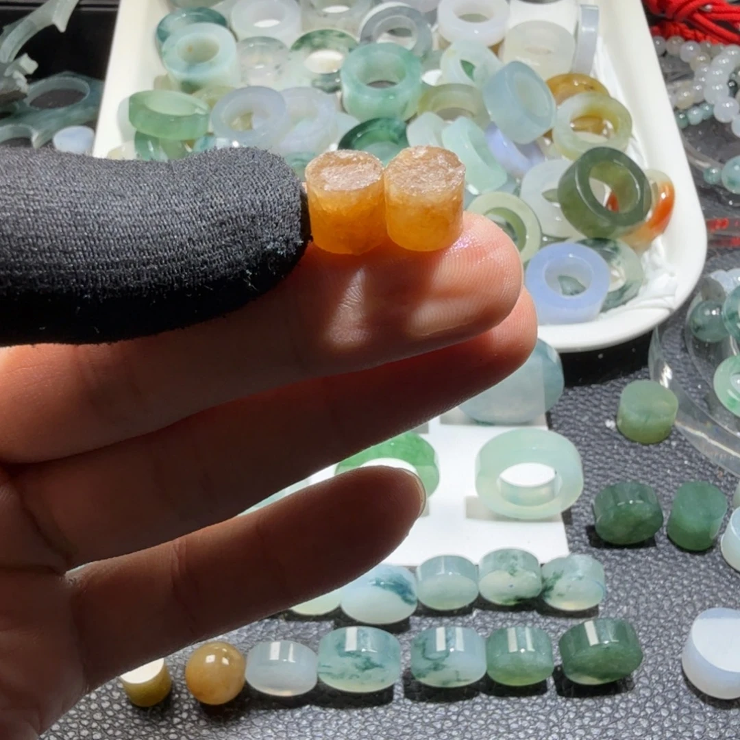 定制翡翠未镶嵌天然翡翠