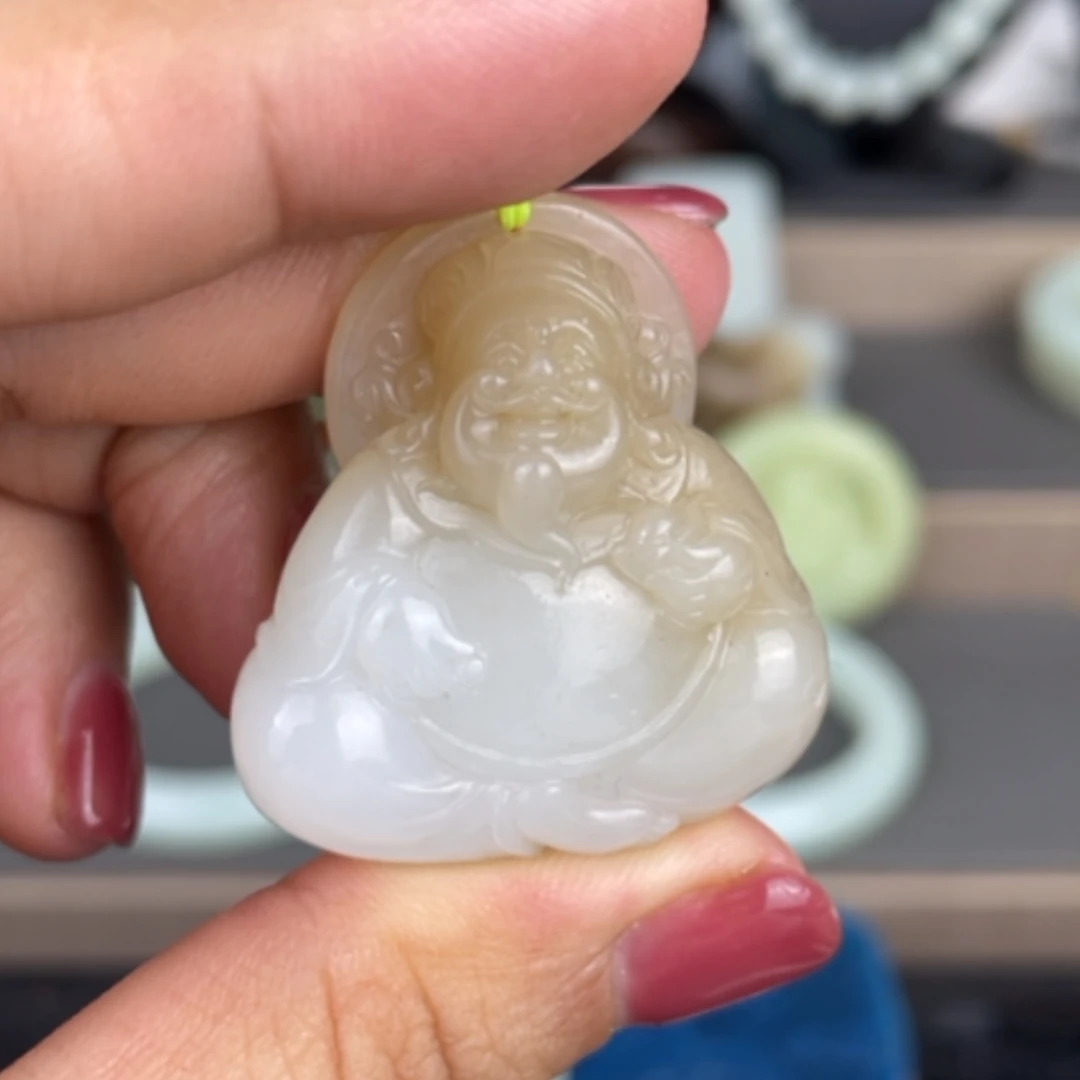 【闪购商品】颈饰未镶嵌和田玉