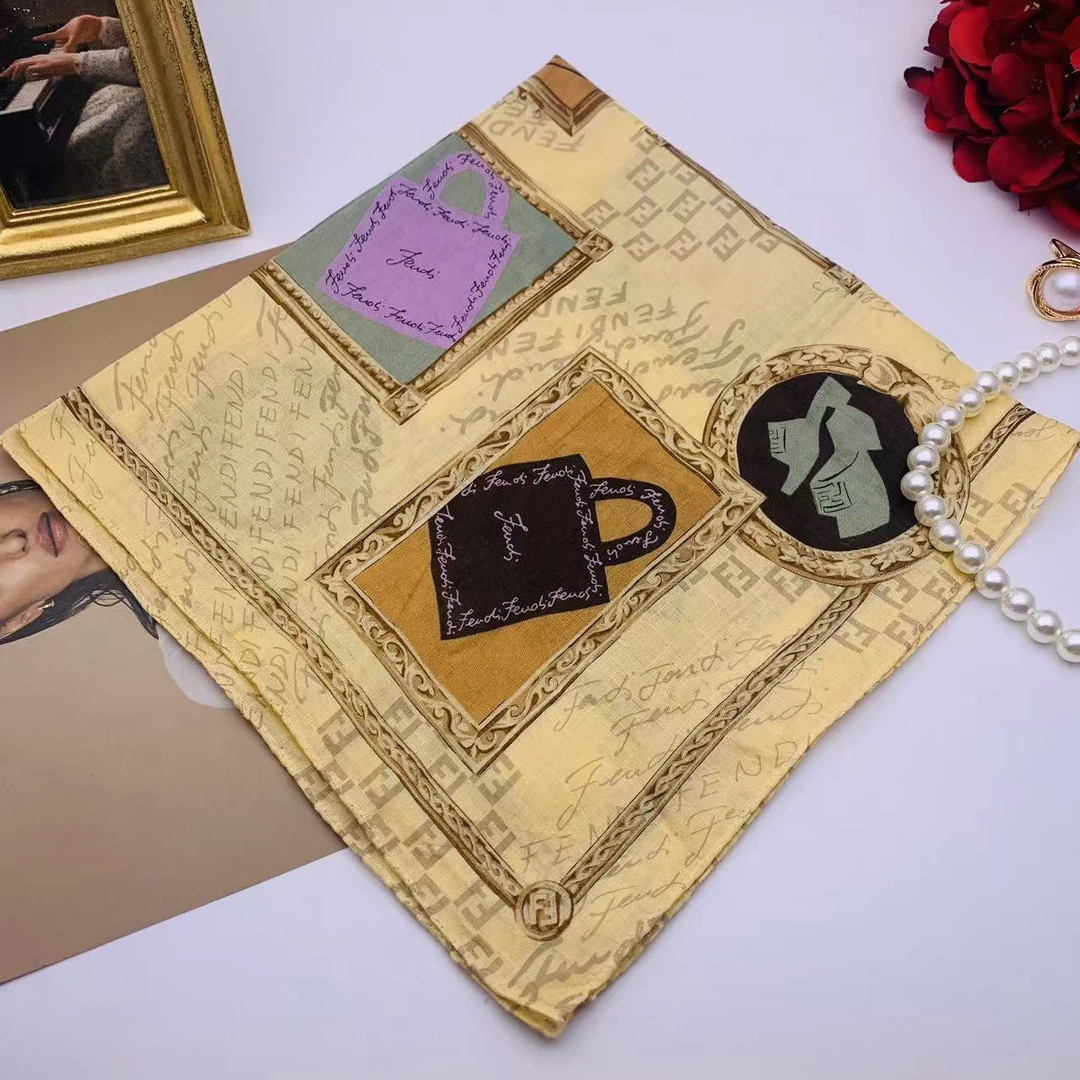 99新 FENDI/芬迪 潮奢 芬迪 丝巾/yy05151