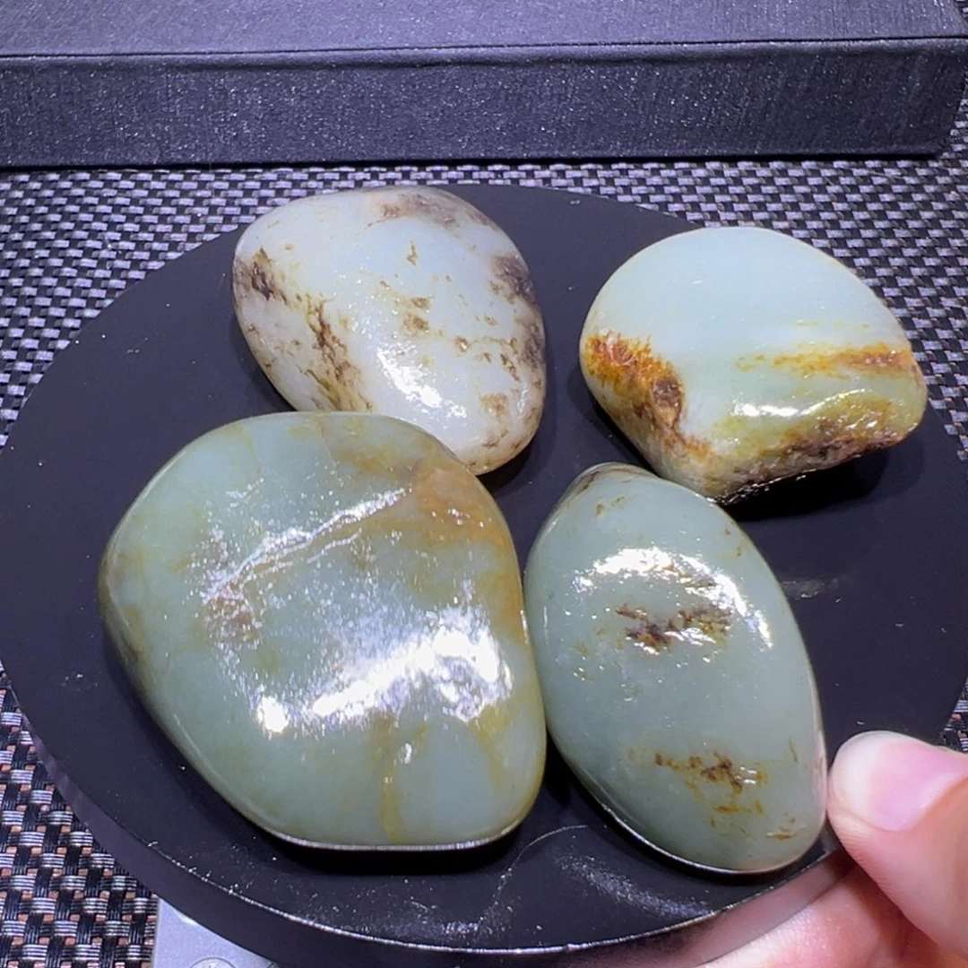 吊坠(不含链)未镶嵌和田玉（子料）244-44