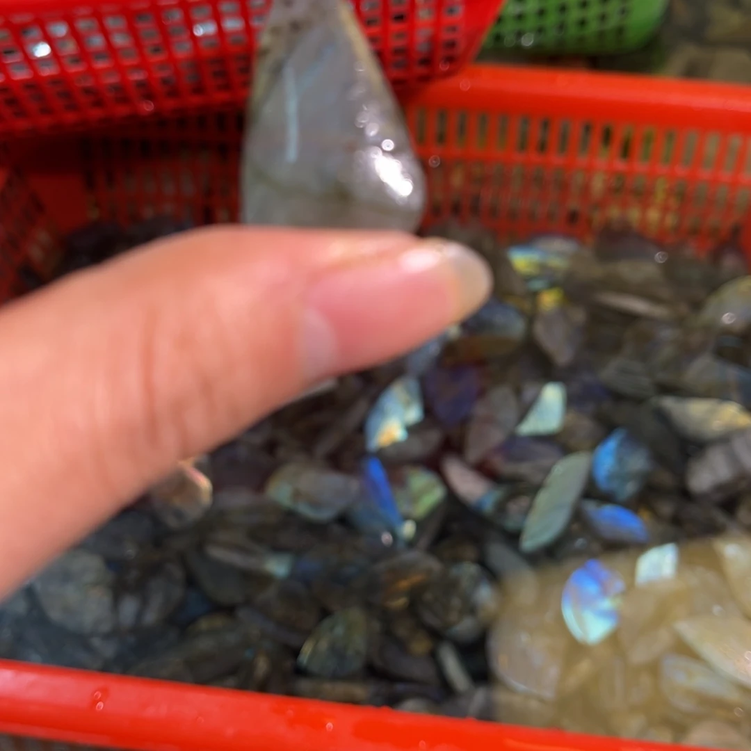 拉长石吊坠未镶嵌风****）