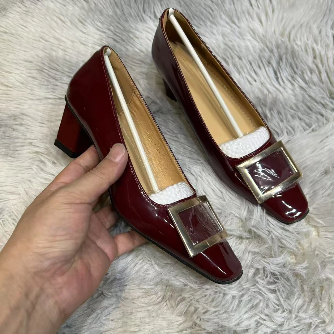 肥仔推荐 3128-1 酒红色时尚气质舒适设计感粗跟女士高跟单鞋