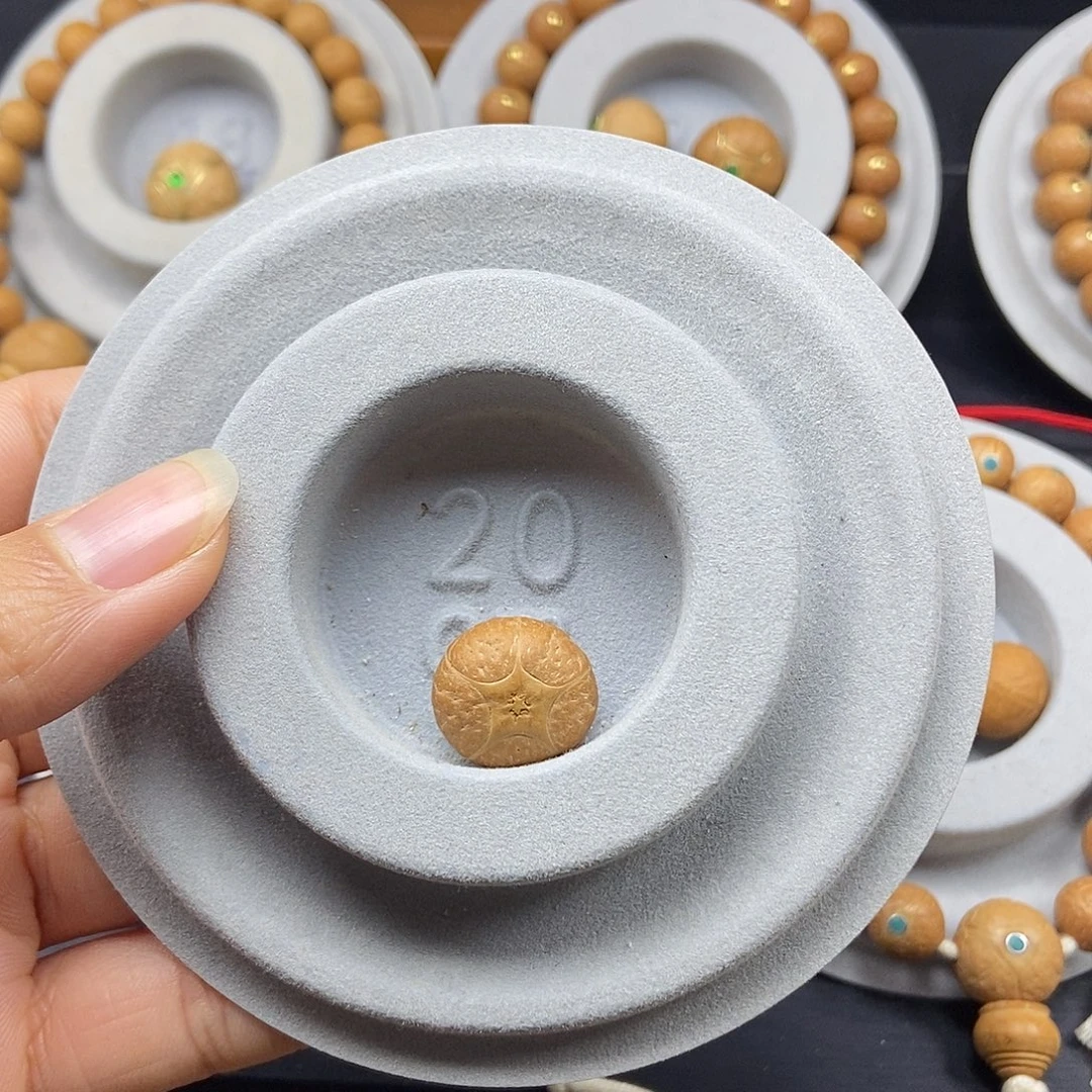 用***7凤眼菩提手串五星上将，25新籽