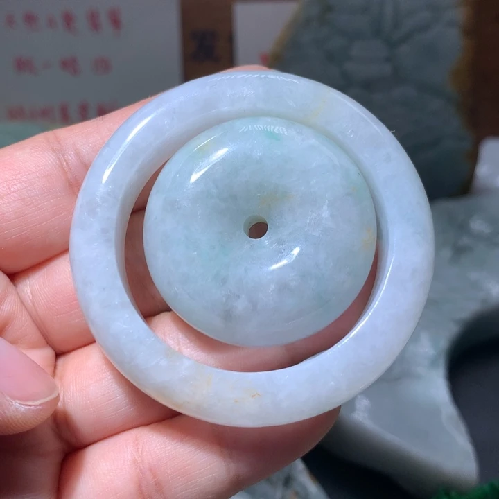 翡翠未镶嵌颈饰保真天然A货翡翠