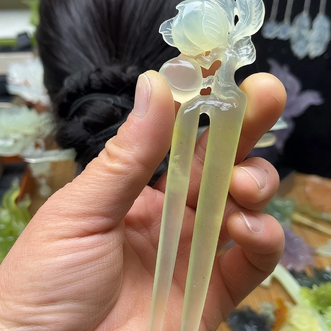 蛇纹石玉未镶嵌岫玉