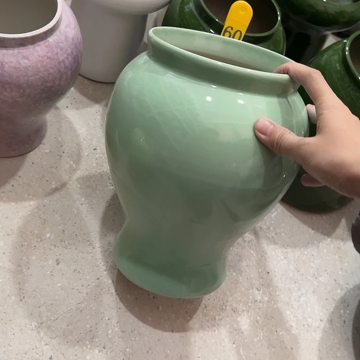 摆件正品有孔证明