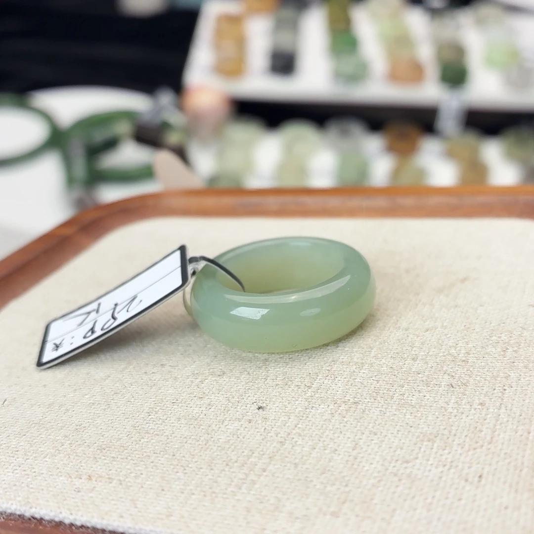 和田玉未镶嵌戒指c21清水轮胎18.2不退换