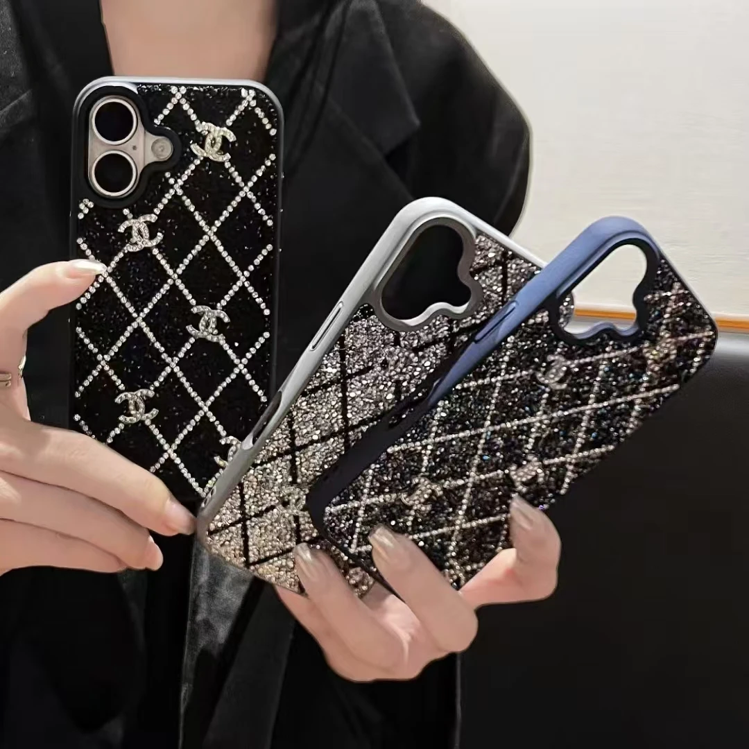 潮牌施华洛世奇满钻菱格iPhone16promax手机壳13适用苹果14promax