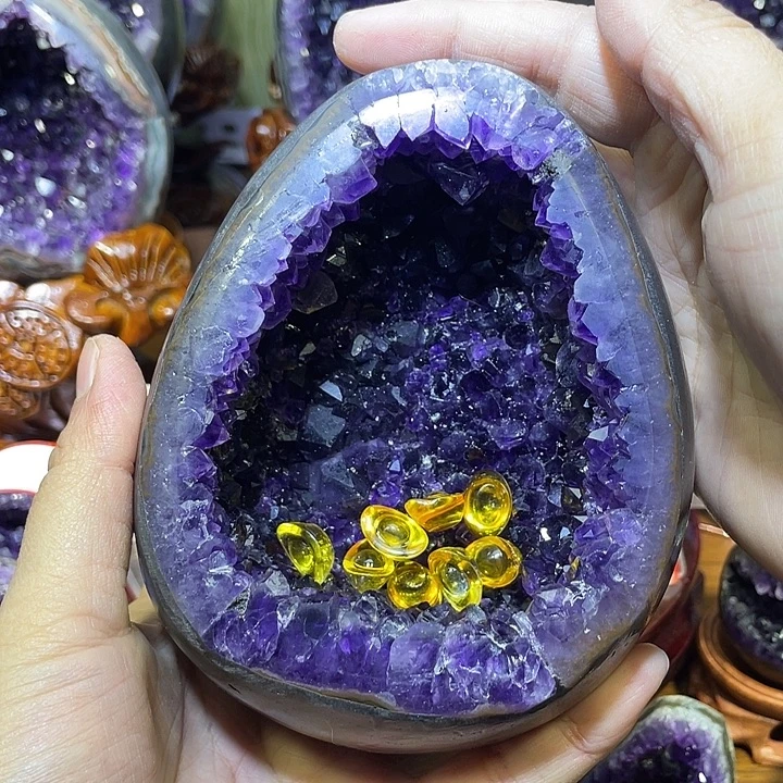 长***贸未镶嵌紫晶大型摆件（非配饰）