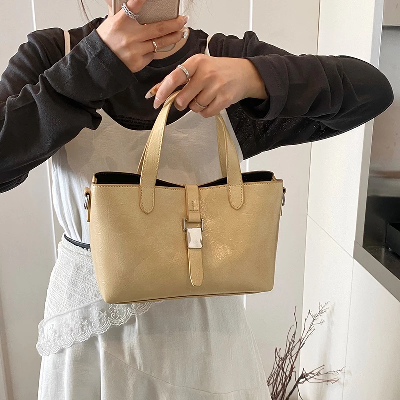 【春奢横板】2025新款手提包极简风小众横板桶包单肩斜挎包女手拎