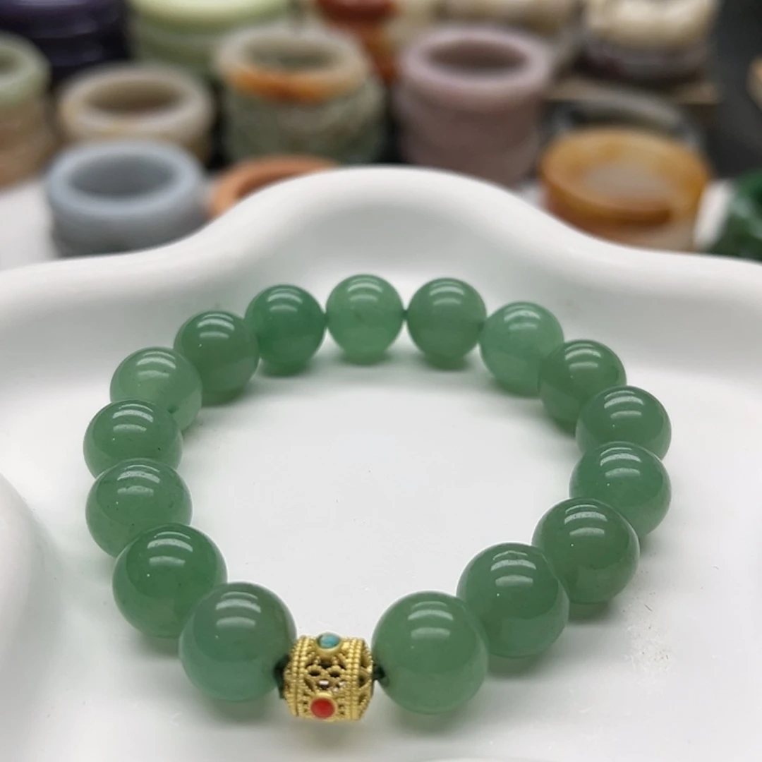 【闪购商品】石英岩玉手镯未镶嵌纯天然佘太翠冰绿手串