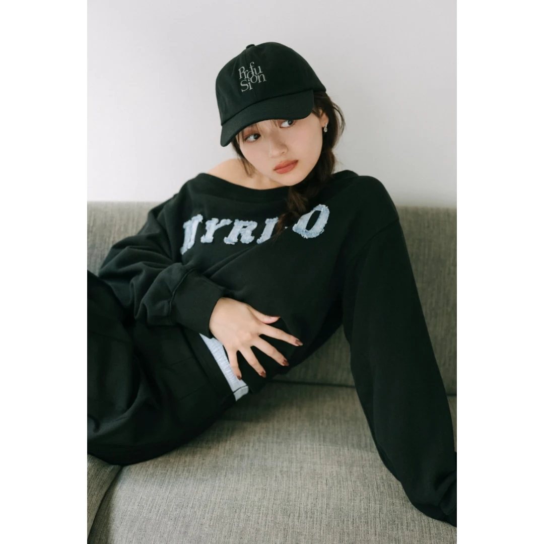 【MonTendre】 C 春季新款 露肩时尚洋气休闲复古感印花卫衣女装