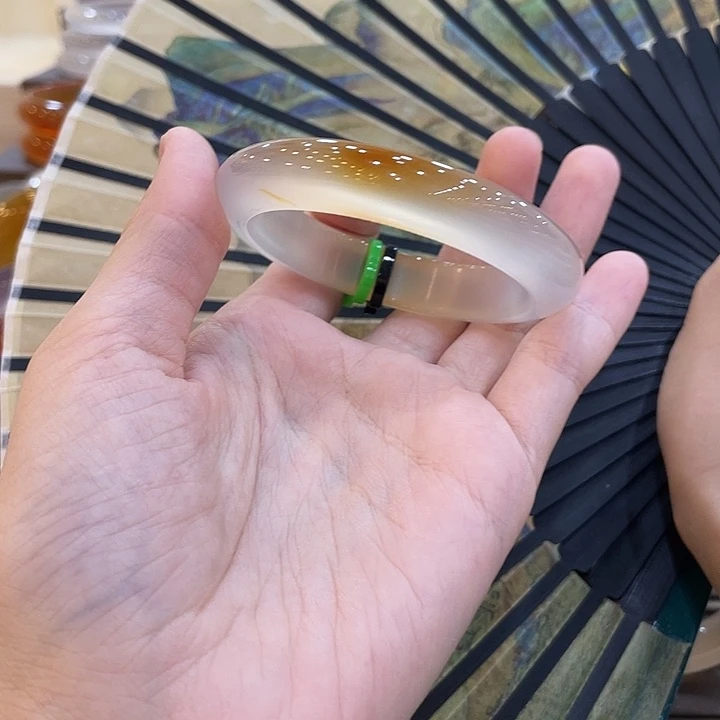 小***橘手镯玛瑙/玉髓未镶嵌
