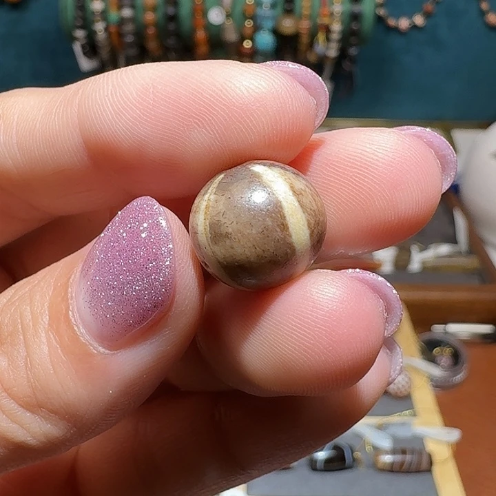 玻璃吊坠（不含链）13.6*12.5mm