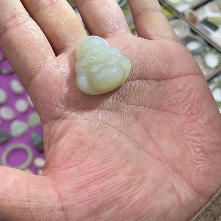 和田玉（糖玉）未镶嵌颈饰