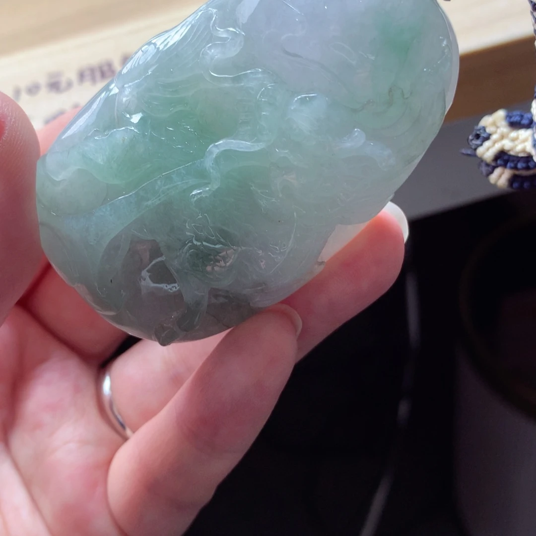 翡翠颈饰未镶嵌吊坠