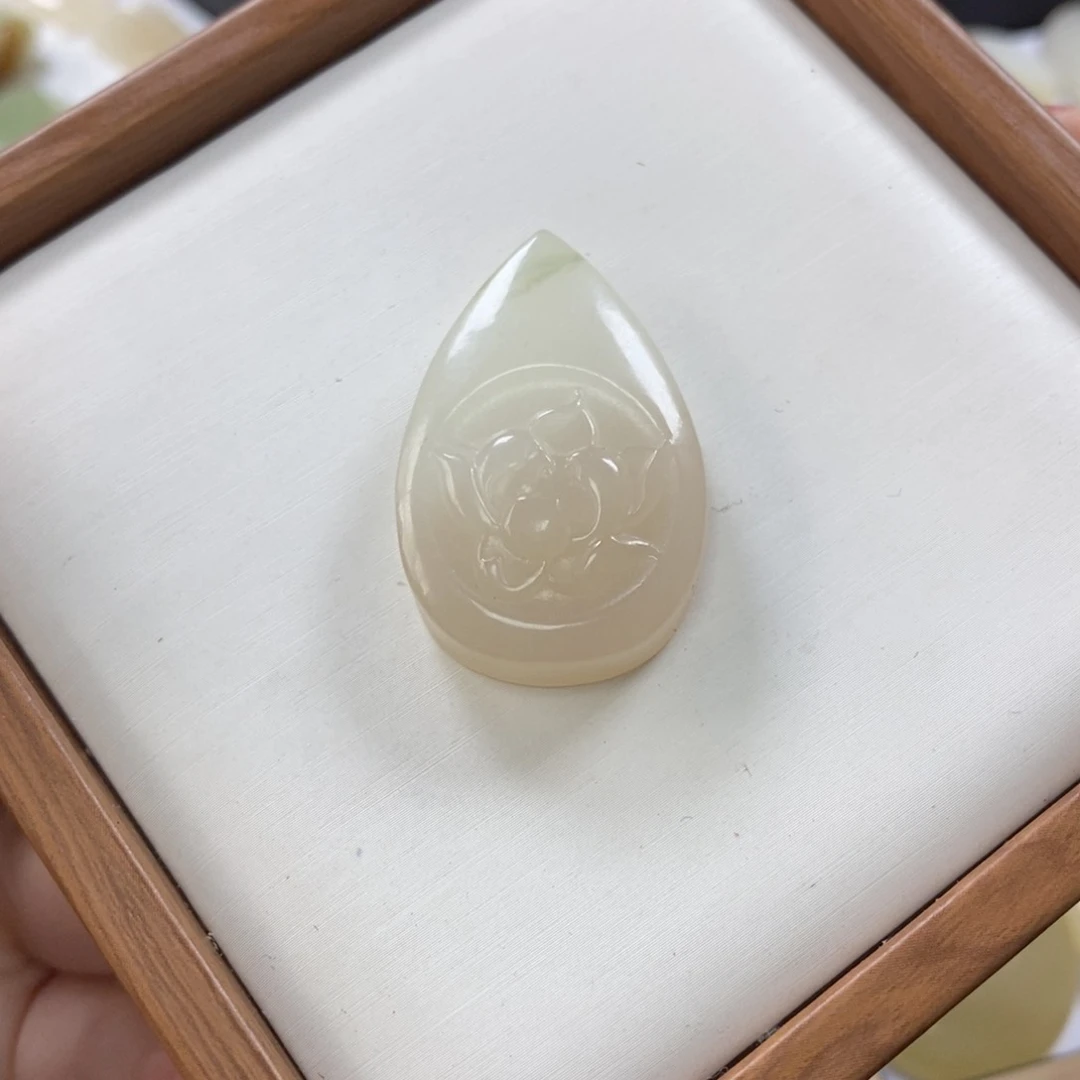 【闪购商品】和田玉吊坠未镶嵌