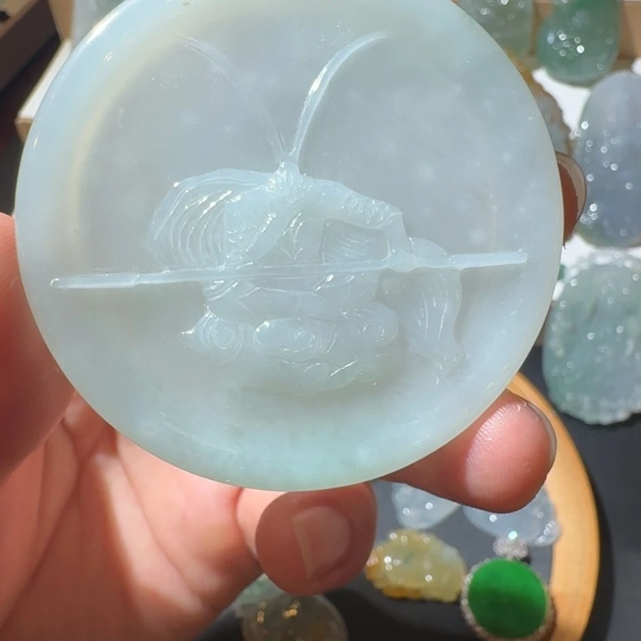 翡翠未镶嵌颈饰翡翠镯心